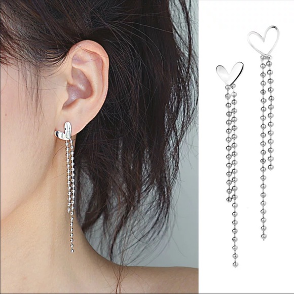 • Delilah • Heart Drop Chain Earrings - Picture 1 of 5